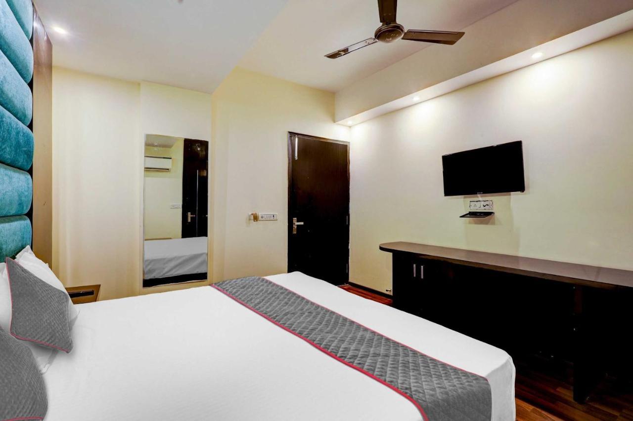 Townhouse Golden King Otel Yeni Delhi Dış mekan fotoğraf