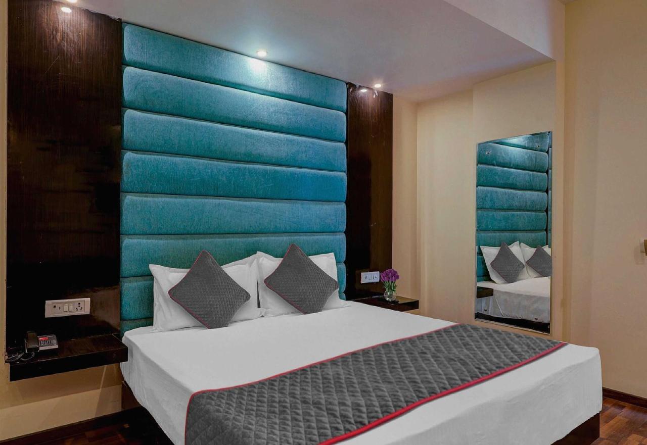 Townhouse Golden King Otel Yeni Delhi Dış mekan fotoğraf