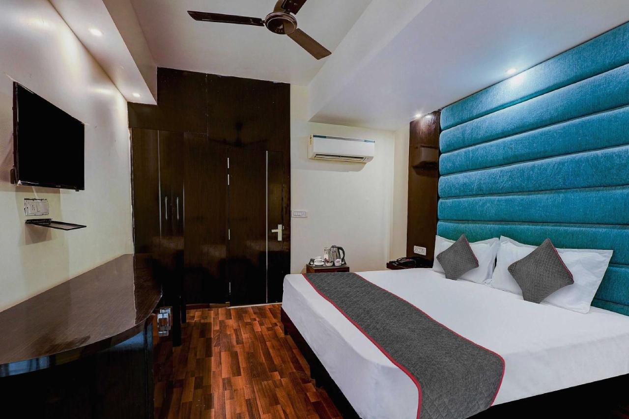 Townhouse Golden King Otel Yeni Delhi Dış mekan fotoğraf